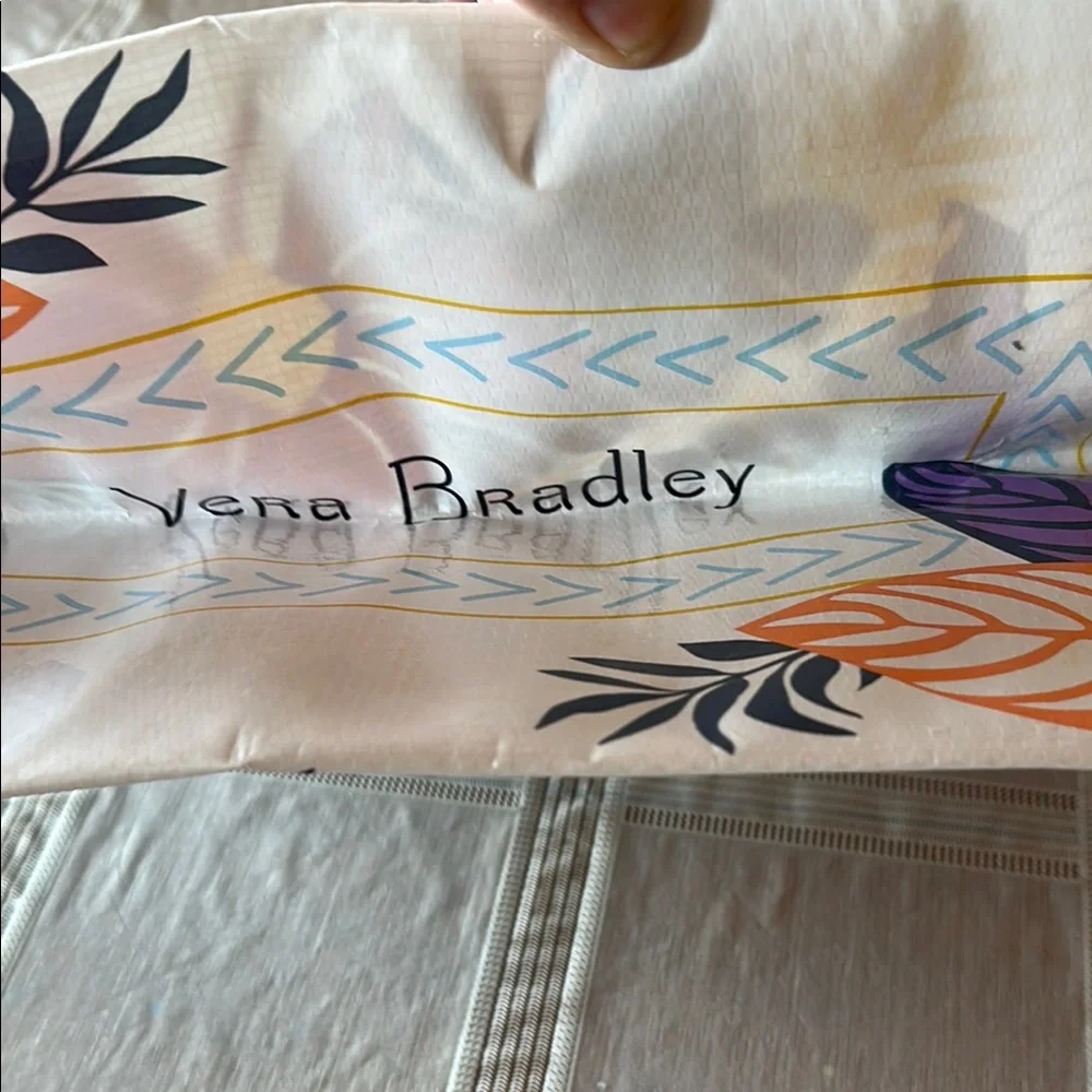 Vera Bradley Palm Floral Market Tote Bag with Multicolor Design NWT - Picture 7 of 10